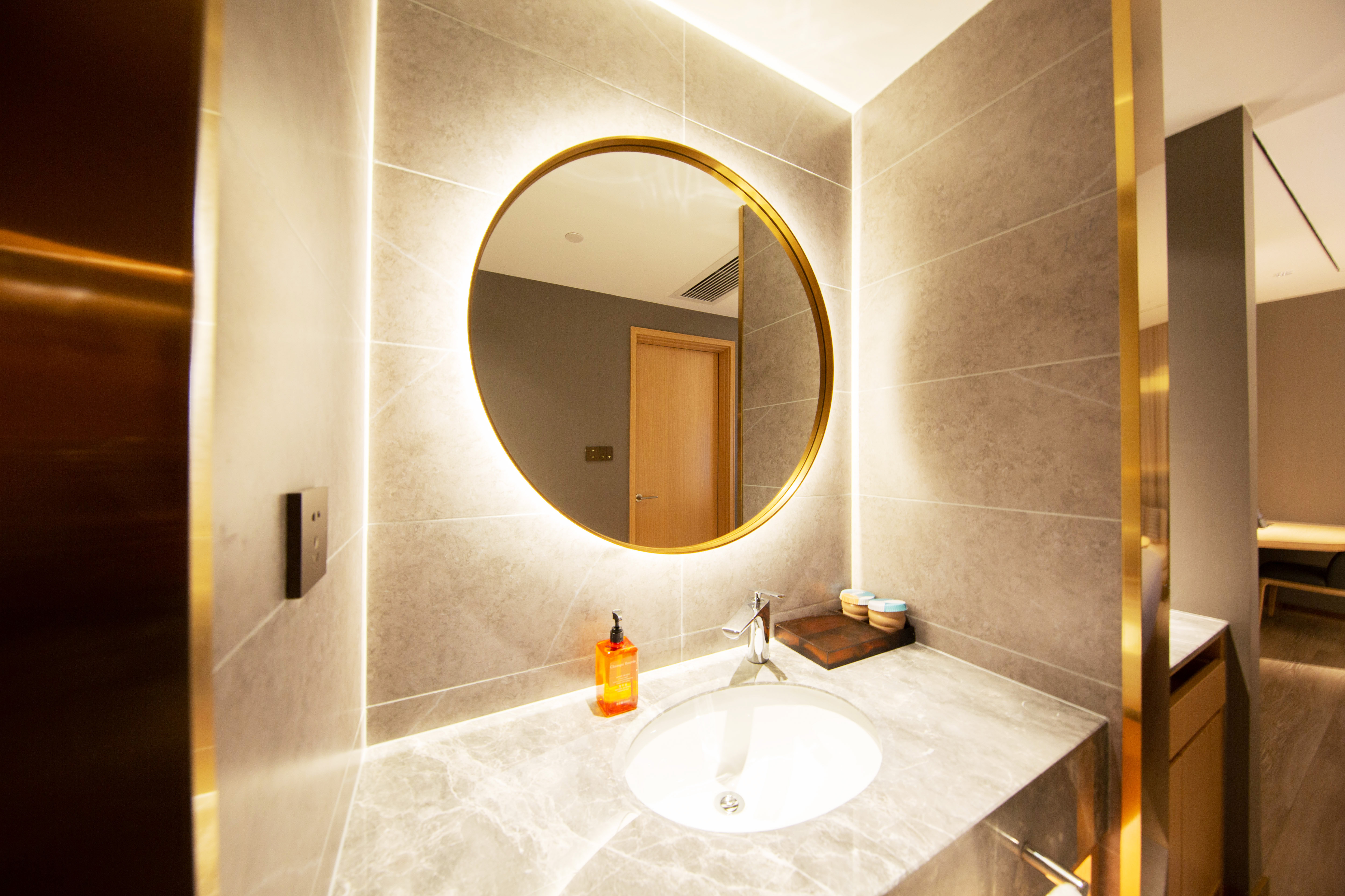 月若流金高级大床房（65寸投屏|冰箱|桔子精油洗护）