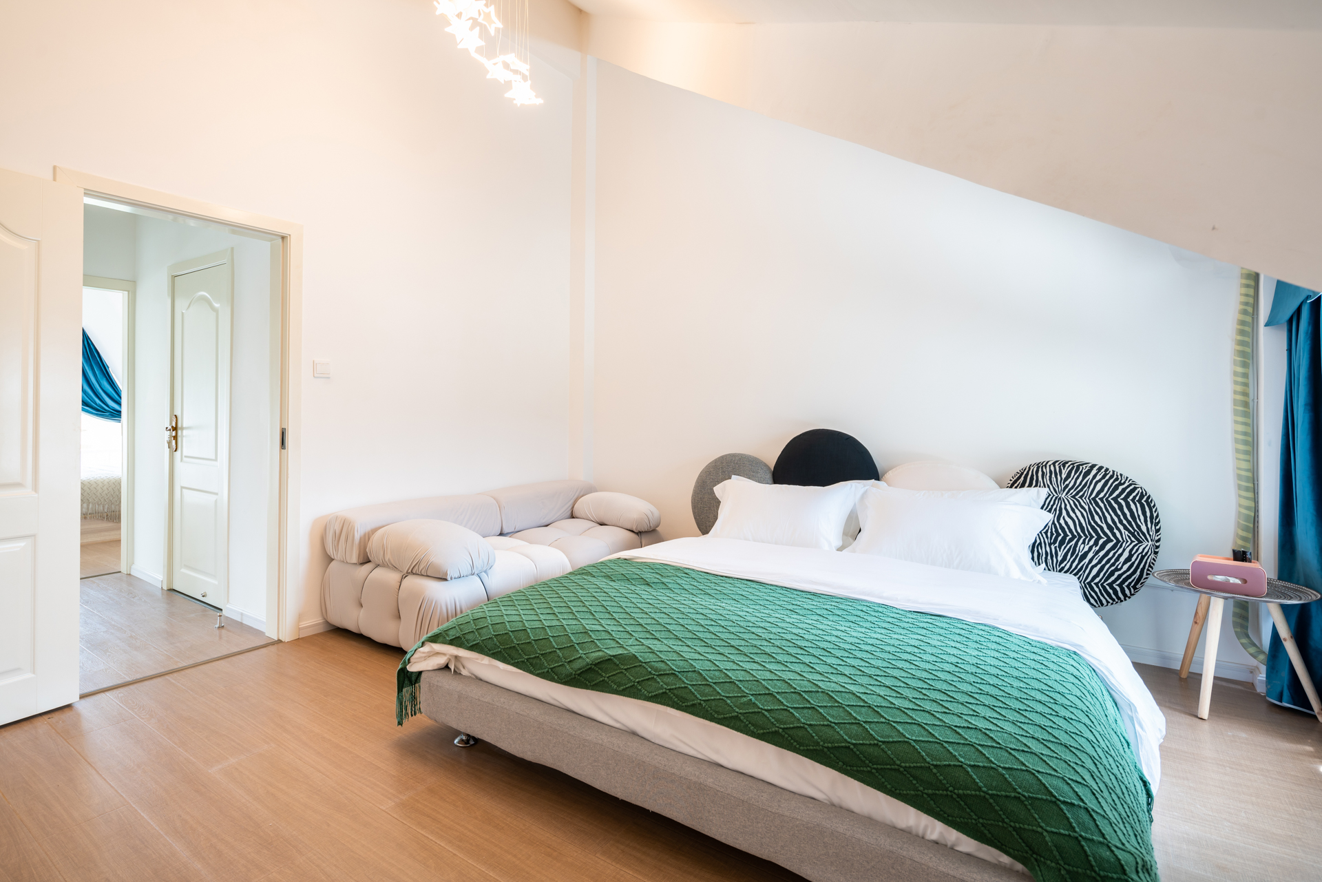 幻境·豪华家庭套房（滇池观景天台+休闲茶室）