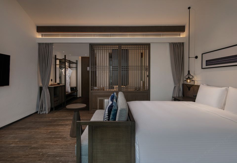 丹绿小院独栋私汤别墅（六个泡池）