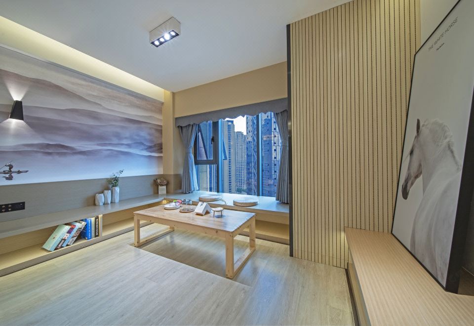 7 Smart Room (Double Bed)