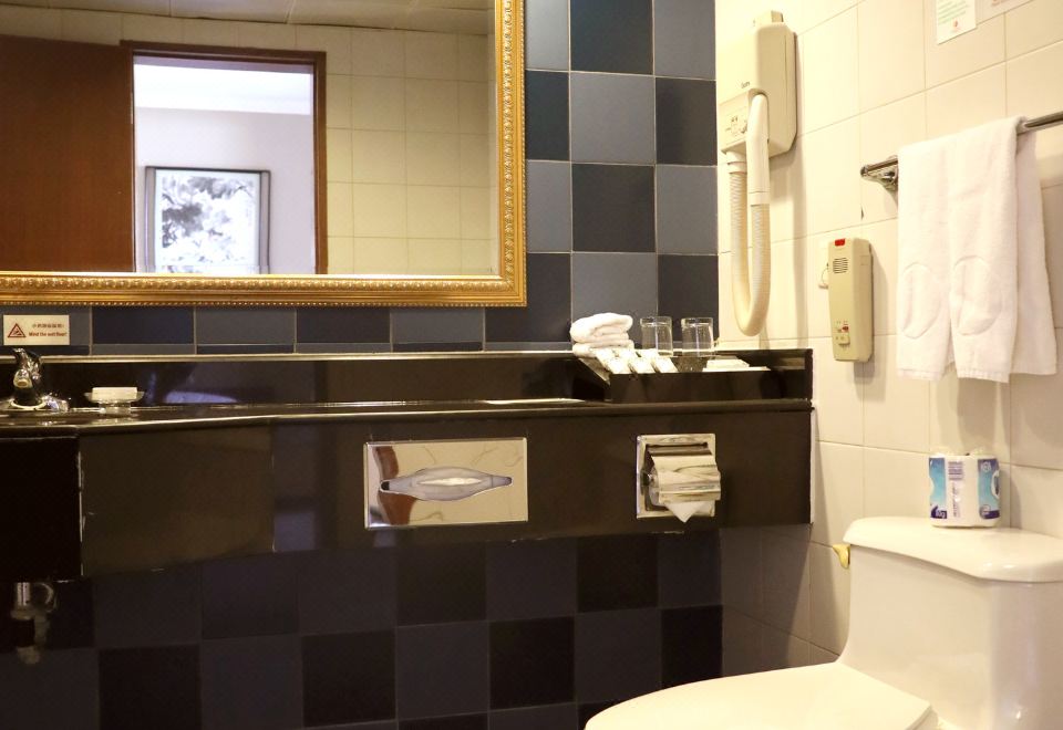 标准层商务大床套房