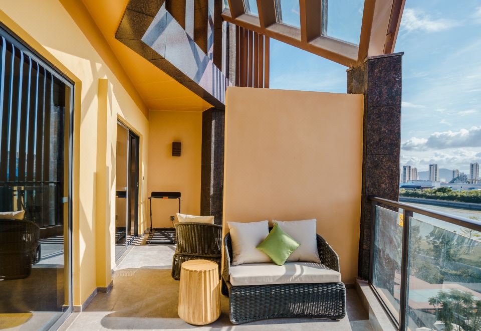 豪华园林阳台套房