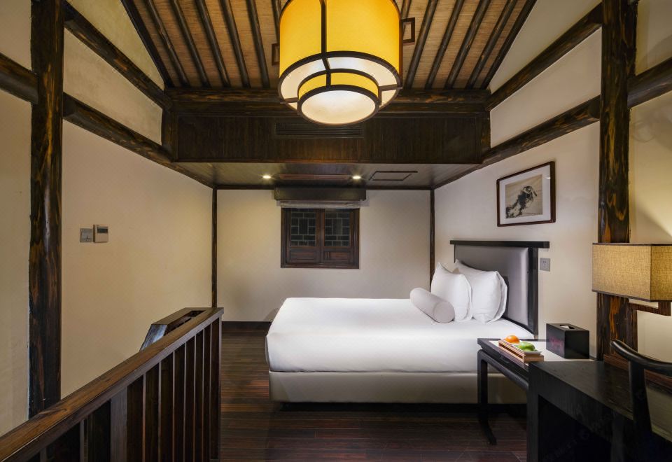 街景复式家庭房