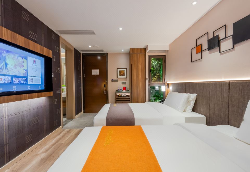 Panoramic Twin Room