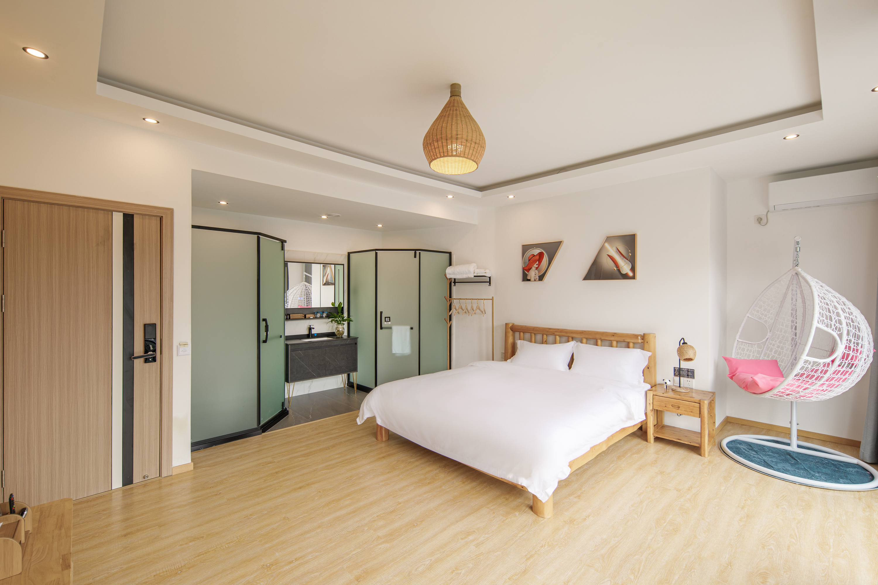 观景露台家庭套房两居室