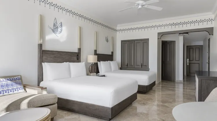 Hilton Los Cabos Room