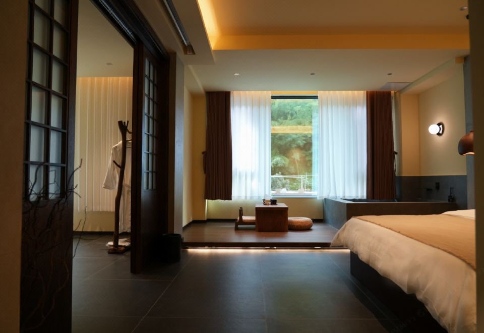 一见·轻奢私汤地暖家庭套房﹤全屋智能+安睡床品﹥