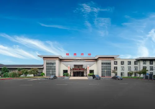 Yinlu Hotel