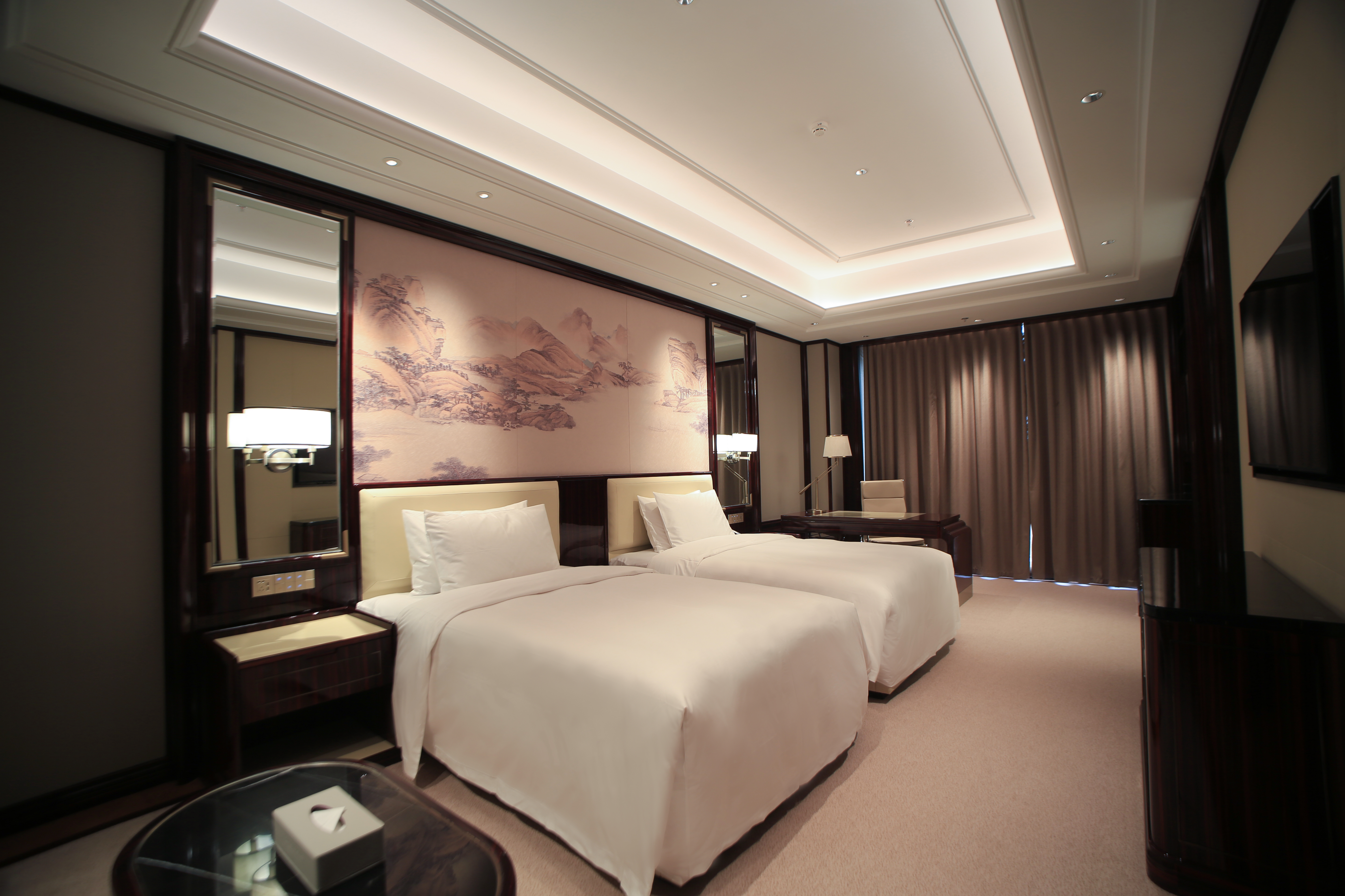 豪华浴缸双床房