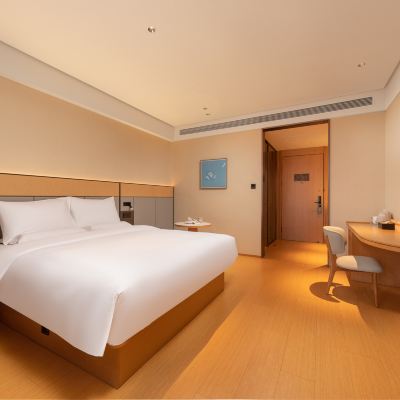 舒壓-高級大床房+65寸電視投屏+乳膠床墊+乳膠枕 全季酒店（珠海人民西路店）優惠