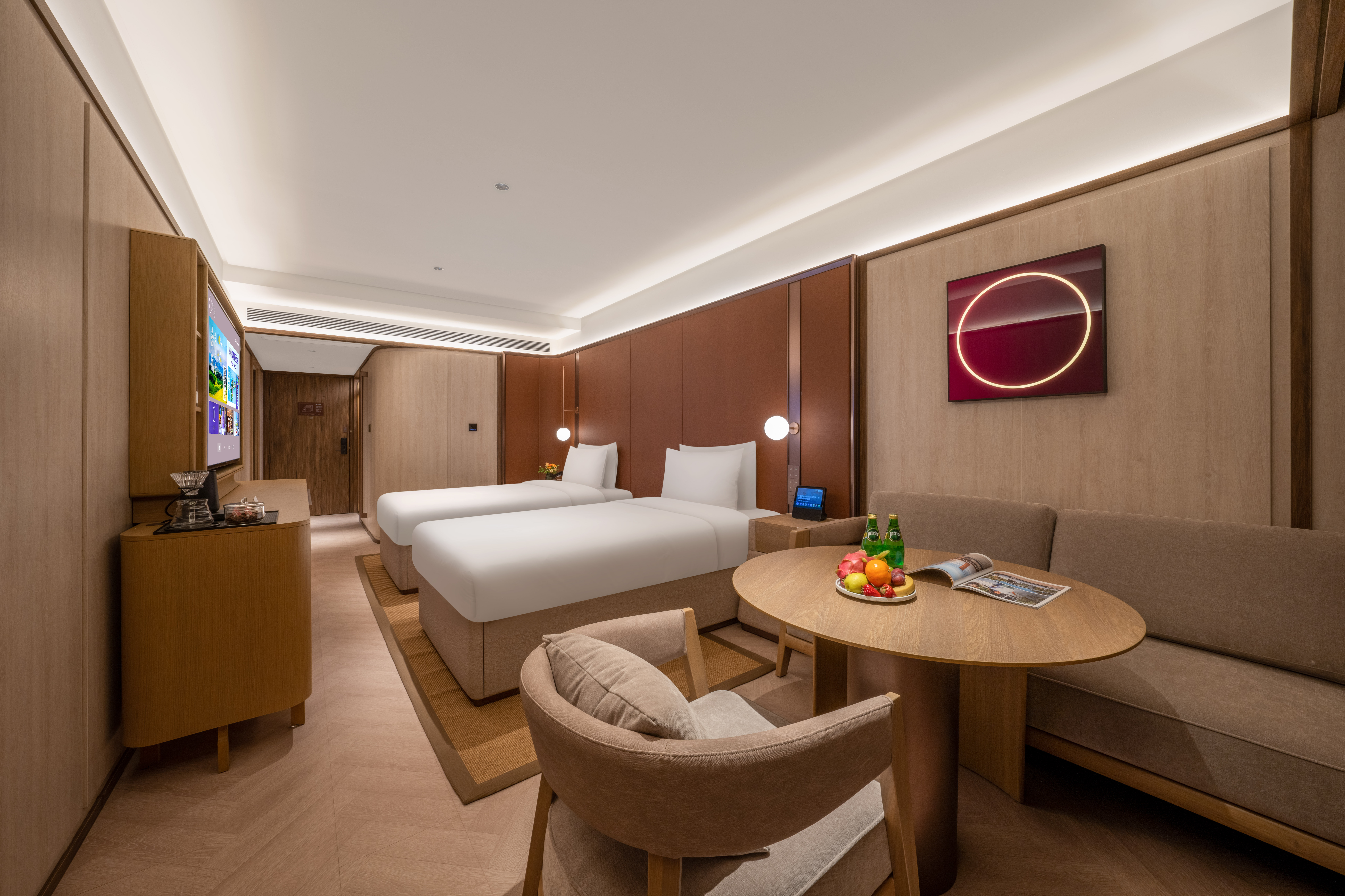 豪华双床房 （智能客控+小冰箱+65寸投屏电视+零压床垫）