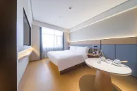 JI Hotel (Siping Yingxiong Guangchang Municipal Government)