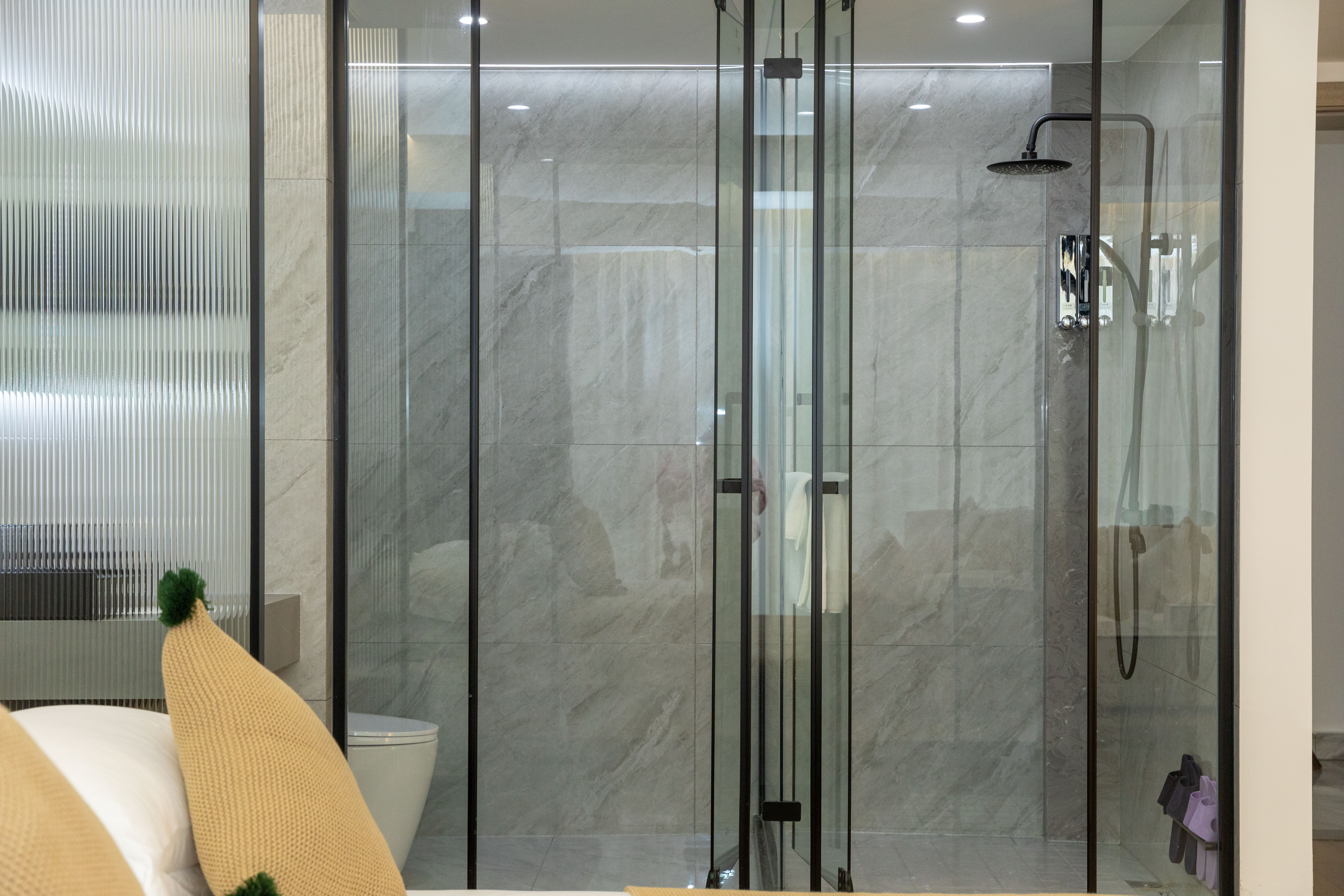 听潮·ins轻奢大床房『智能马桶+乳胶床垫』