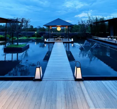 Terra Art Zen Hotel With Rooftop Garden&Veggie Dining（Jinli Wu Hou Temple, Chengdu） Отели в г. 