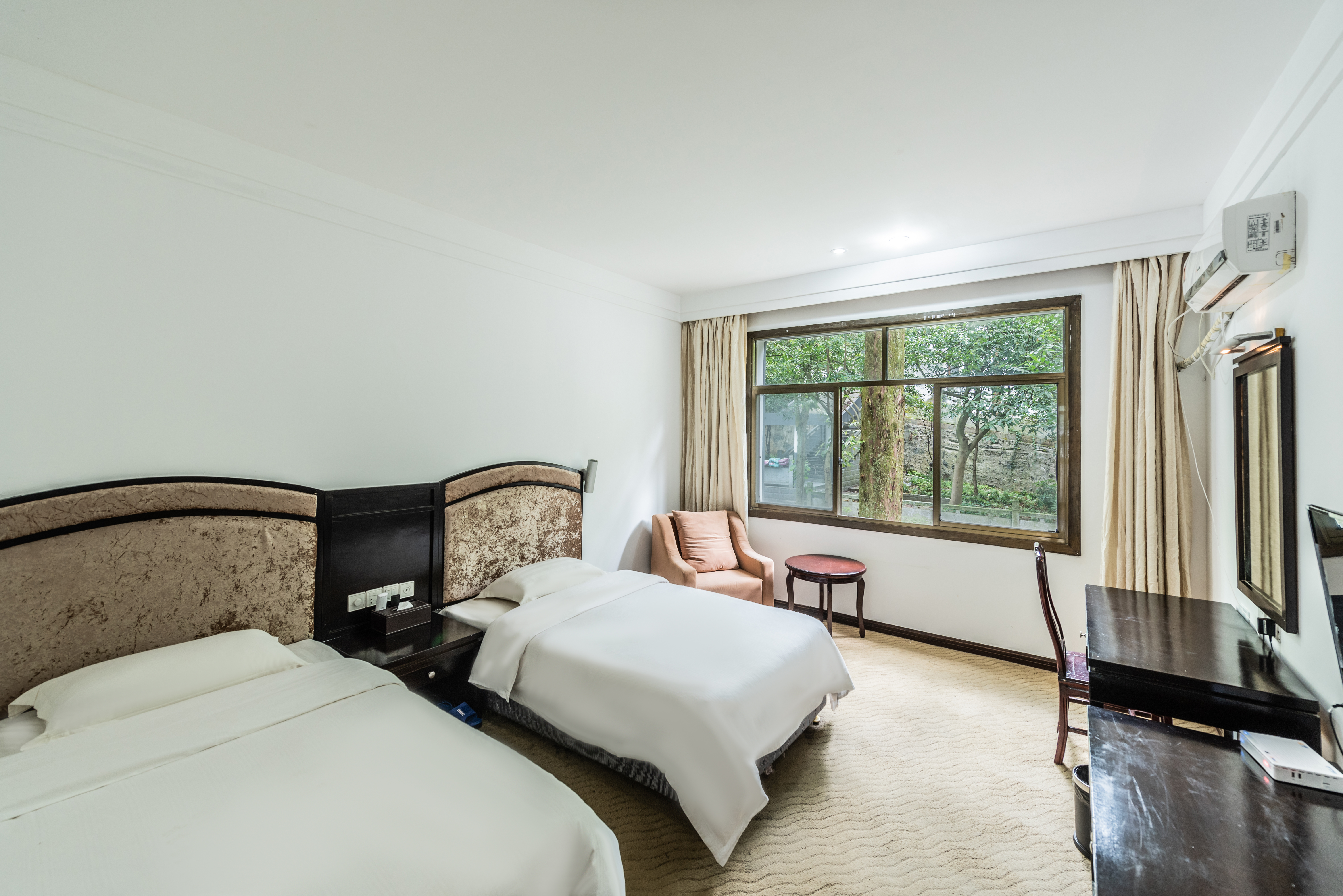 Longshan Hotel精致双人间