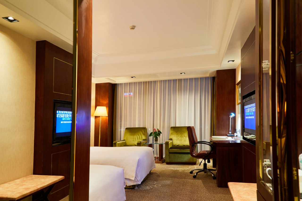 豪華雙床間（外景明窗+浪漫浴缸）