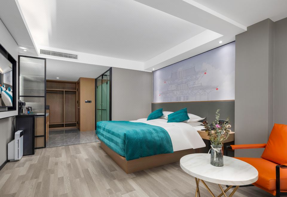 智享·奢華大床房—智能客控