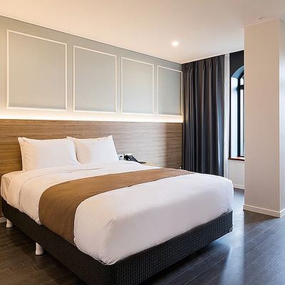 高級雙人床房（海景或者市景 隨機安排） 卡薩洛瑪飯店優惠