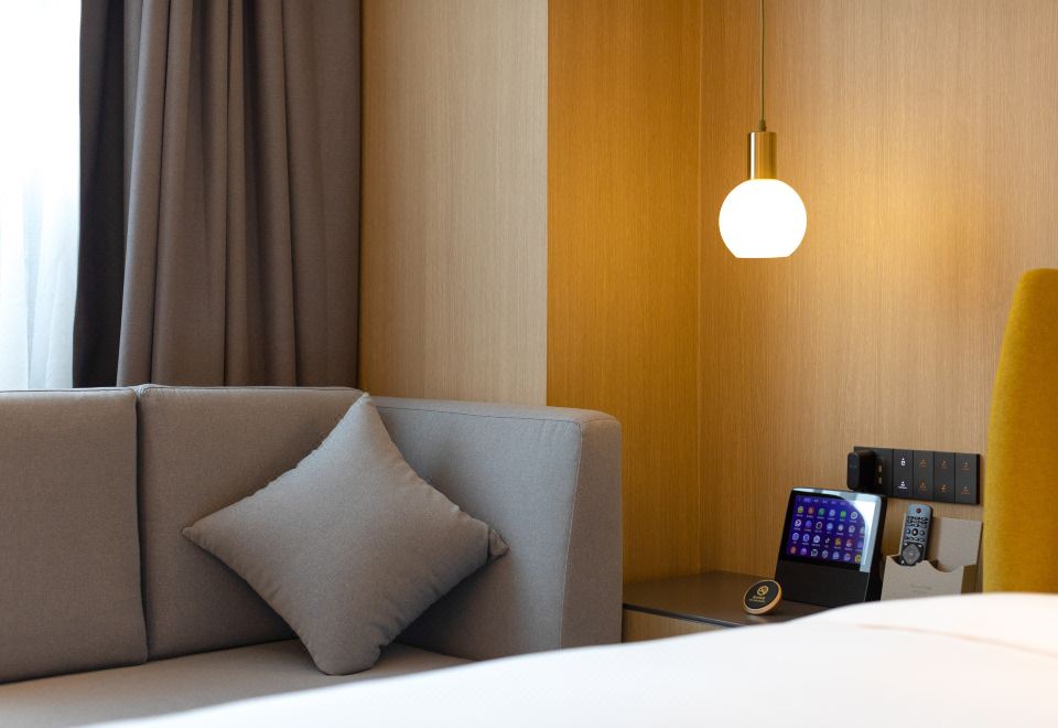 奢享零压双床房（梦百合零压床垫+智能客控+无痕投屏）