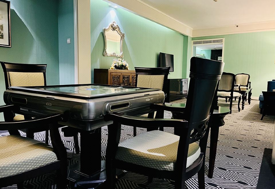 汤泉麻雀豪华套房