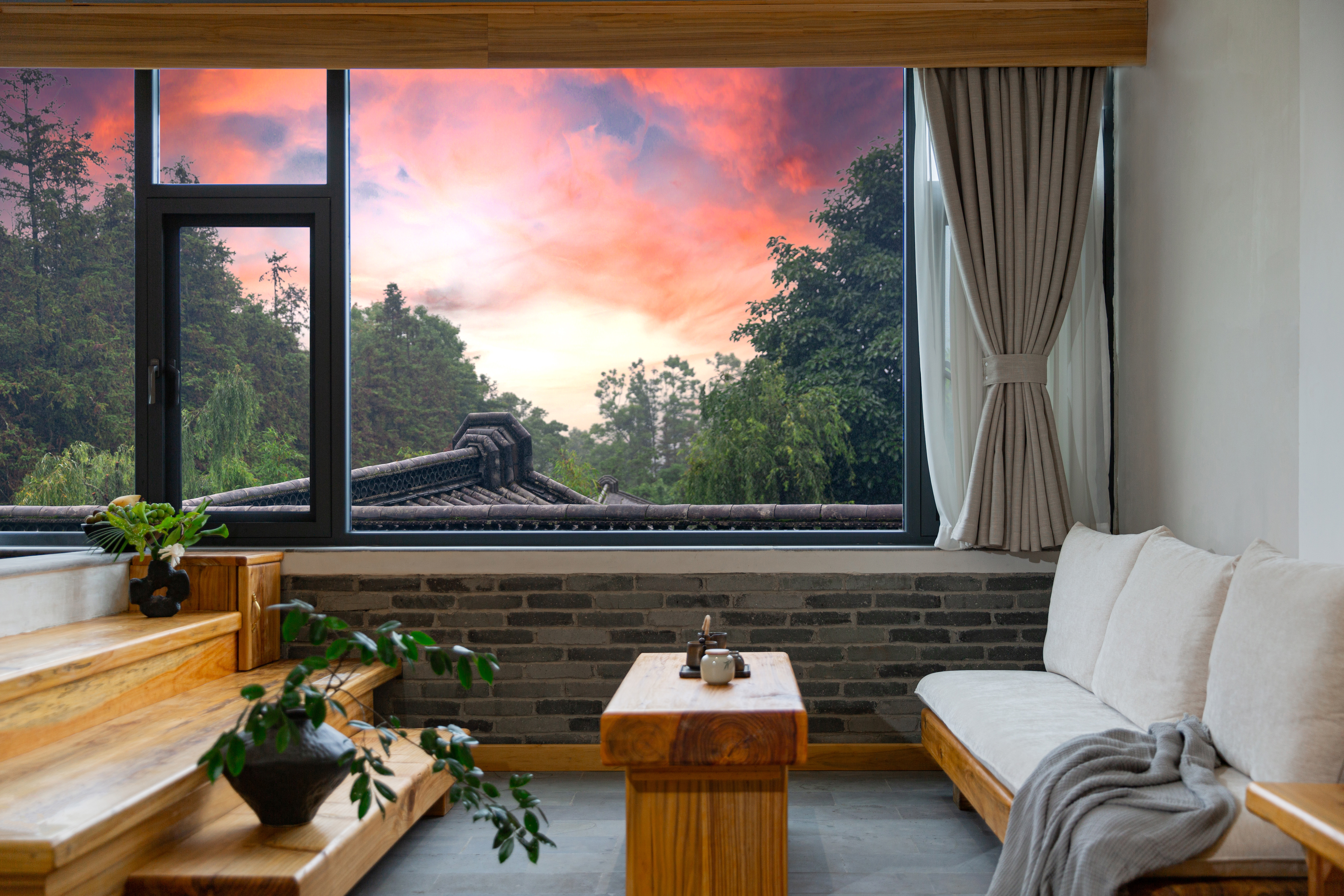 Queen Room With Mountain View