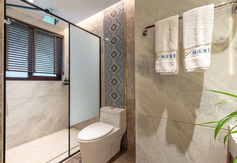 Mountain Fanjing Qixi Resort Grand Room - Double Occupancy, River-View (Floor Heating)