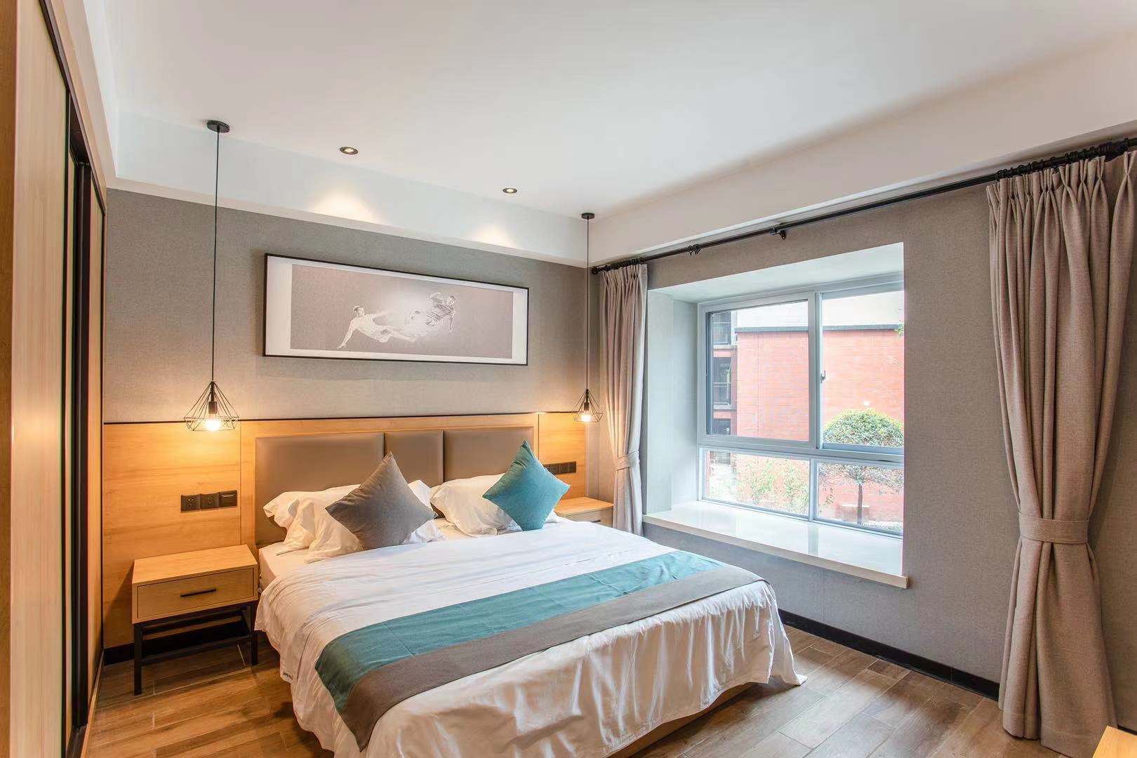 Executive Queen Room