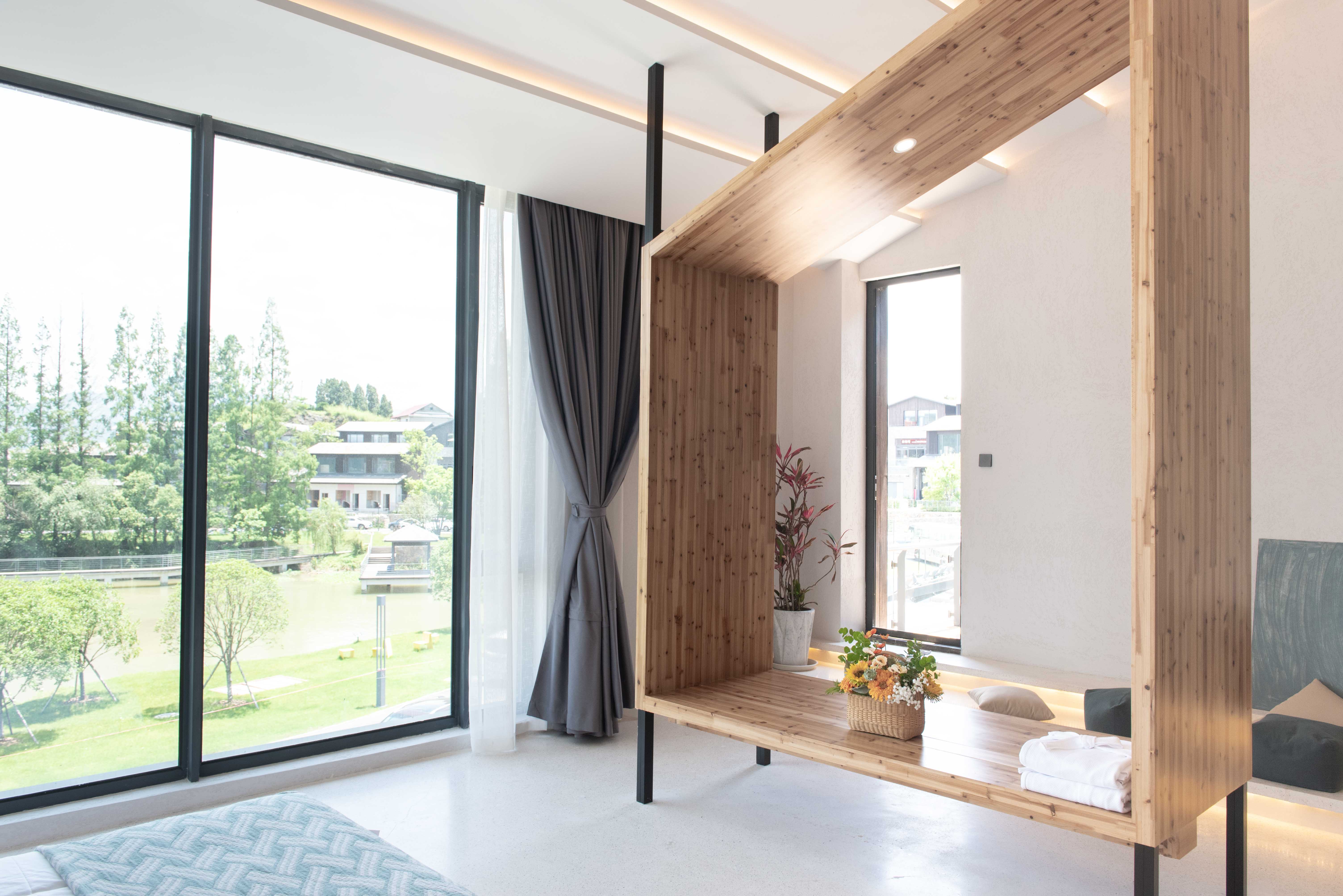 夜樱江景大床房