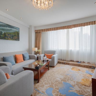 行政套房（深睡枕，零壓床墊，閩南功夫茶具） 泉州廈航飯店優惠