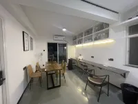 深圳繁舍青年公寓（崗廈地鐵站店）