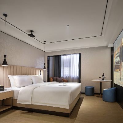 享浴大床房【超清投影+暢享VIP會員+零壓床墊】 美宿歡漫飯店（IFS國金中心五一廣場店）優惠