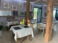 Lujiang Yefu Mountain Shuise Halu Family-friendly Vacation Swimming Pool Homestay