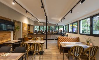 Nobel Gallery Hotel - Housity