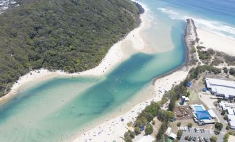 Burleigh Beach Tower