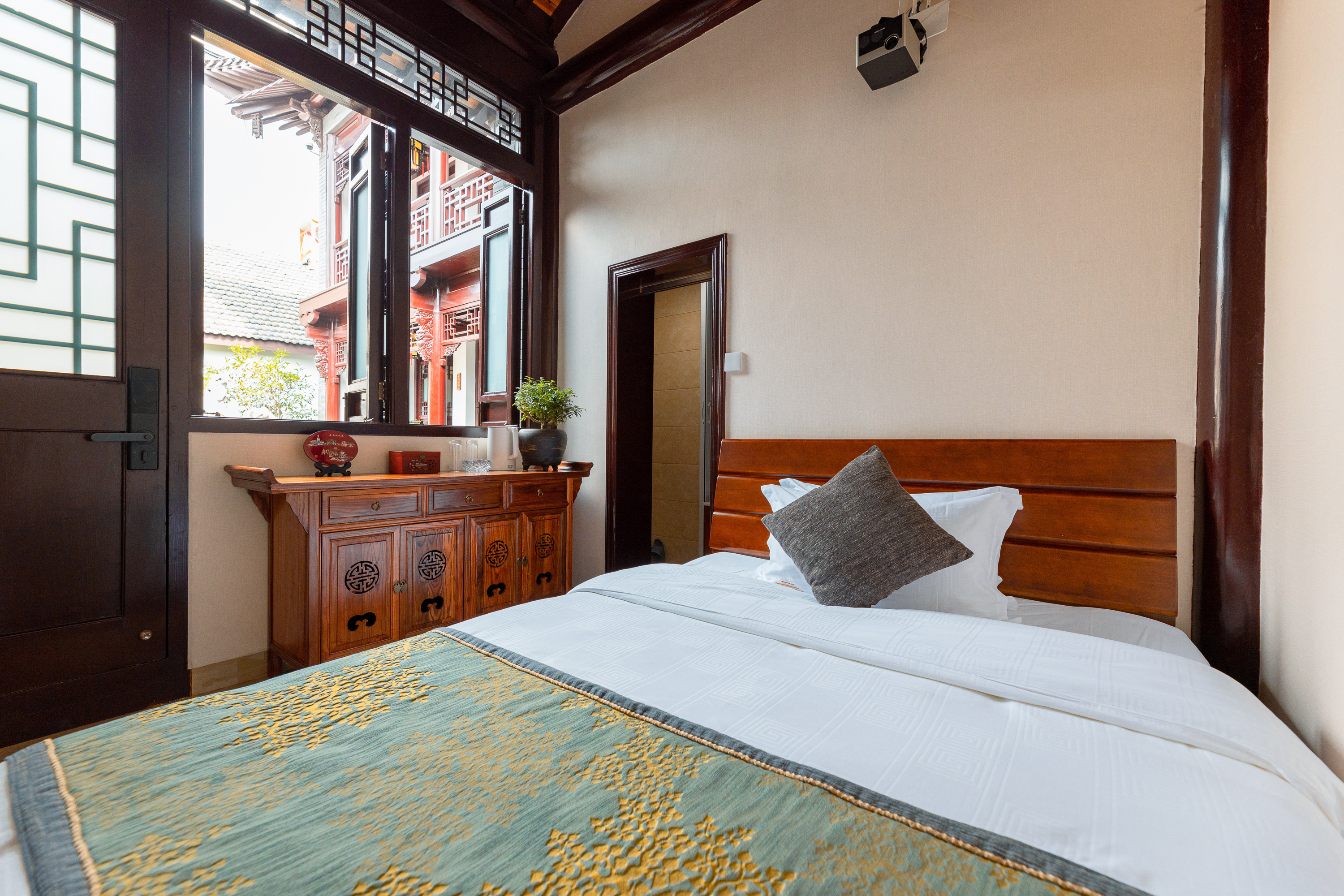 春色满园大床房（智能马桶+智能客控）