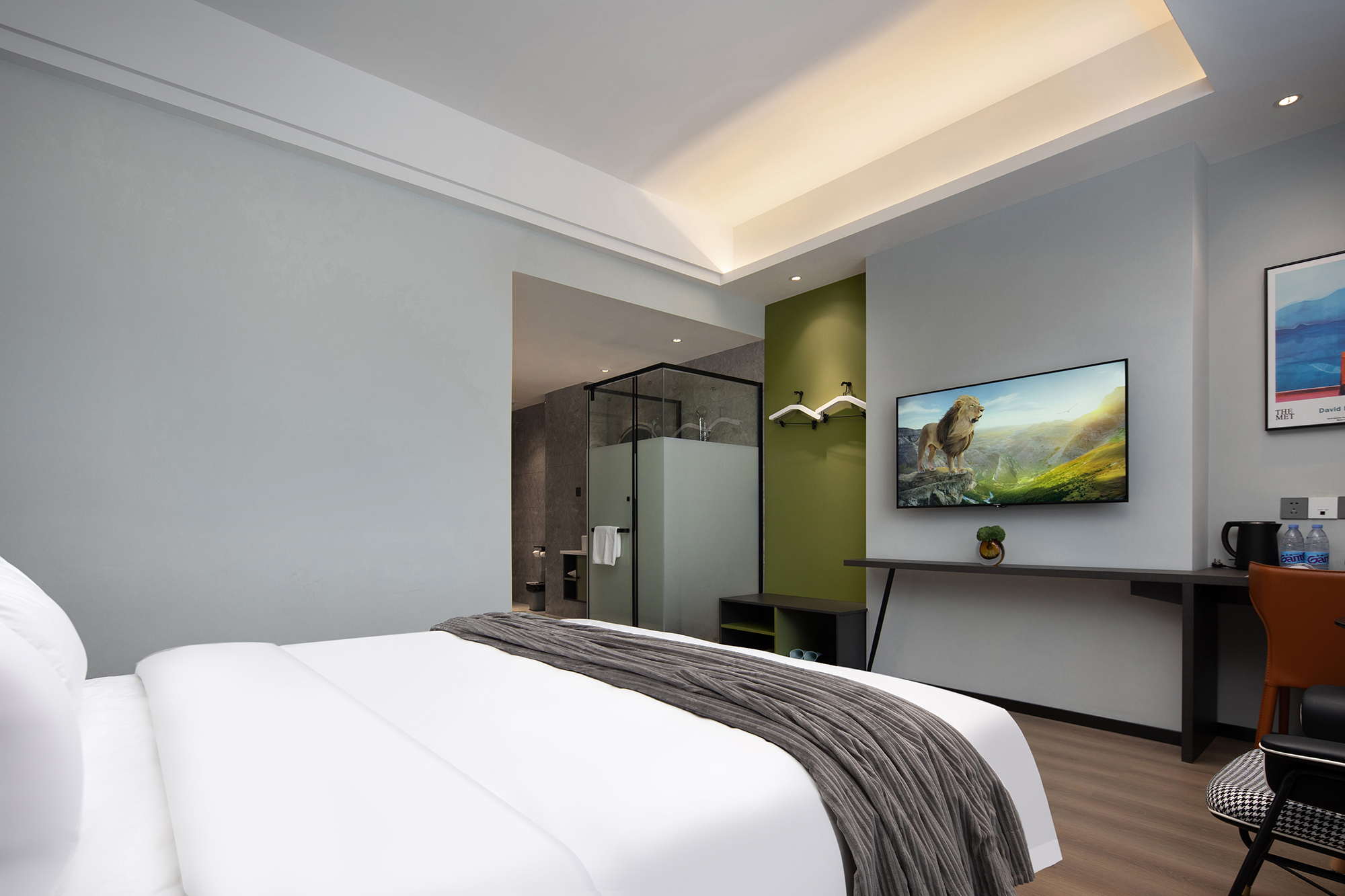 暖岛山景大床房