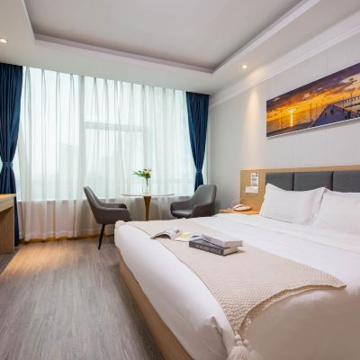 高級大床房（飯店公區洗衣機） 吾遇飯店（深圳羅湖口岸店）優惠