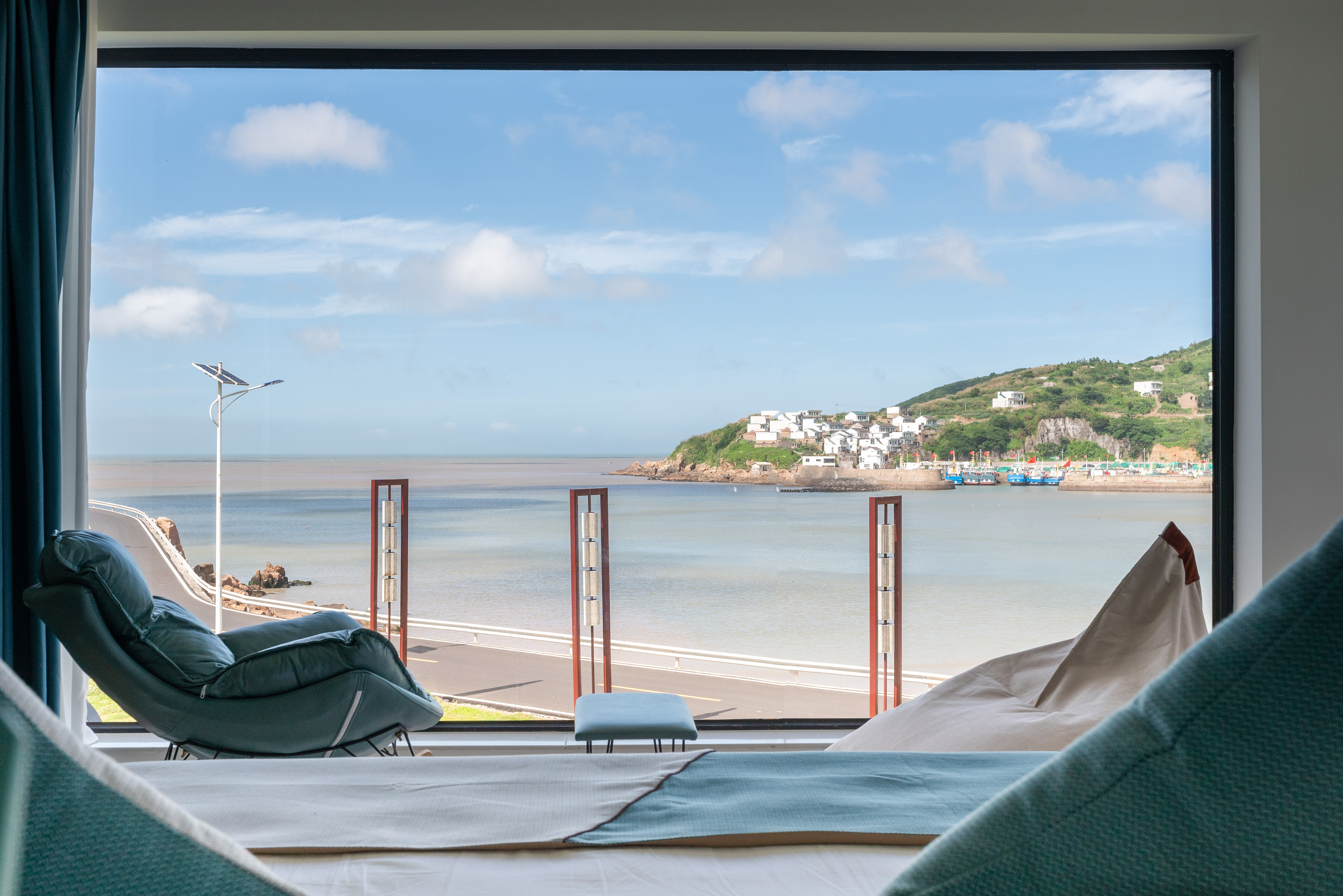 龍利魚·海景投影浴缸大床房