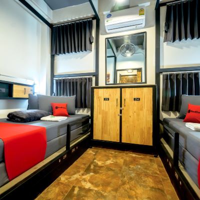 帶共用浴室的雙床房 第 11 素坤逸旅館優惠