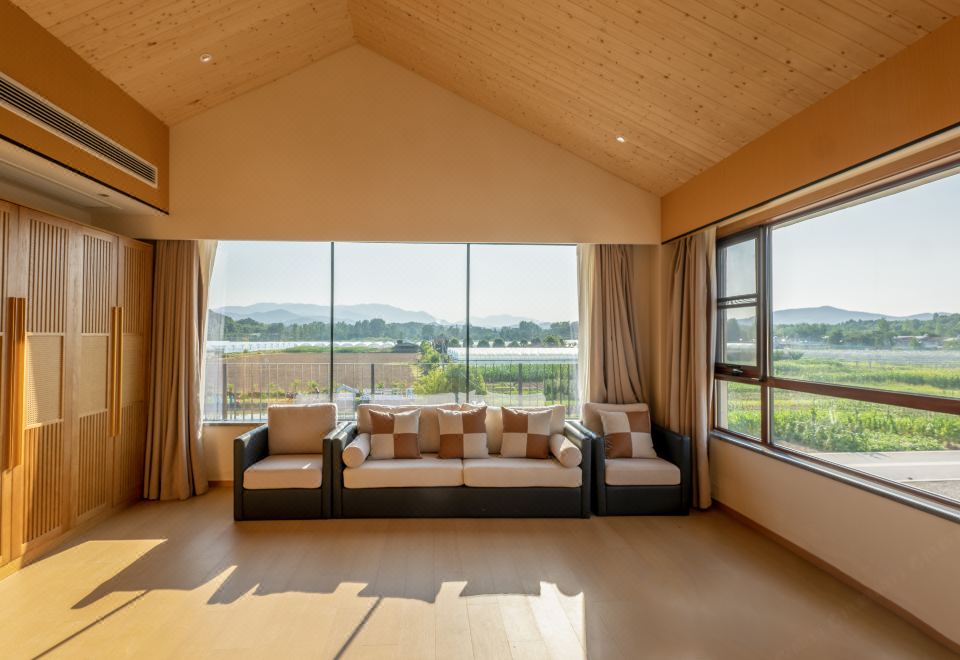Yue Ke Double Bed Room