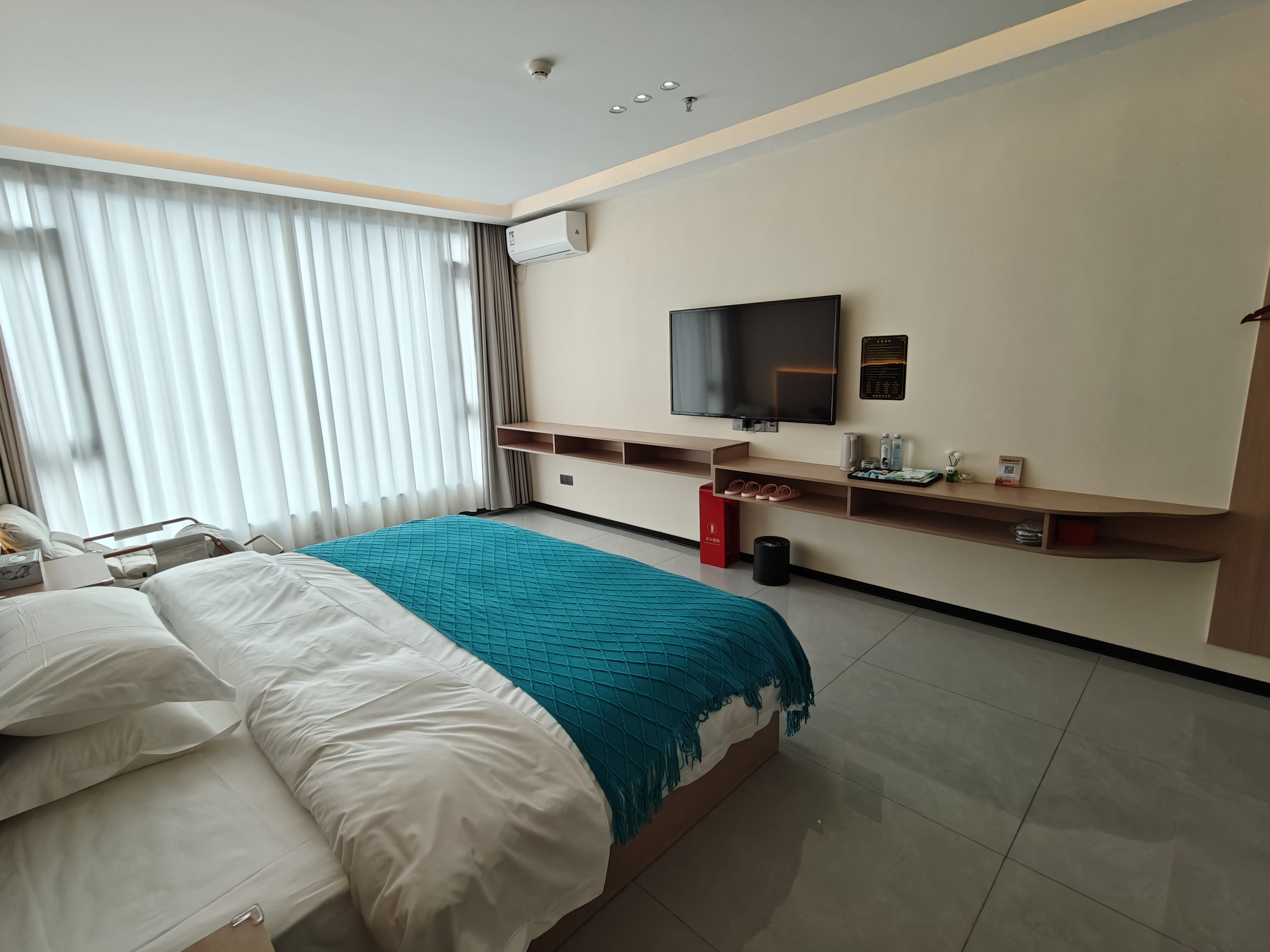 Yajiang Motel Tibet大床