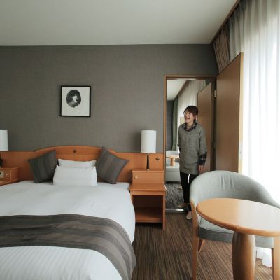 連通房（帶三張梳化床） 岡山後樂飯店優惠