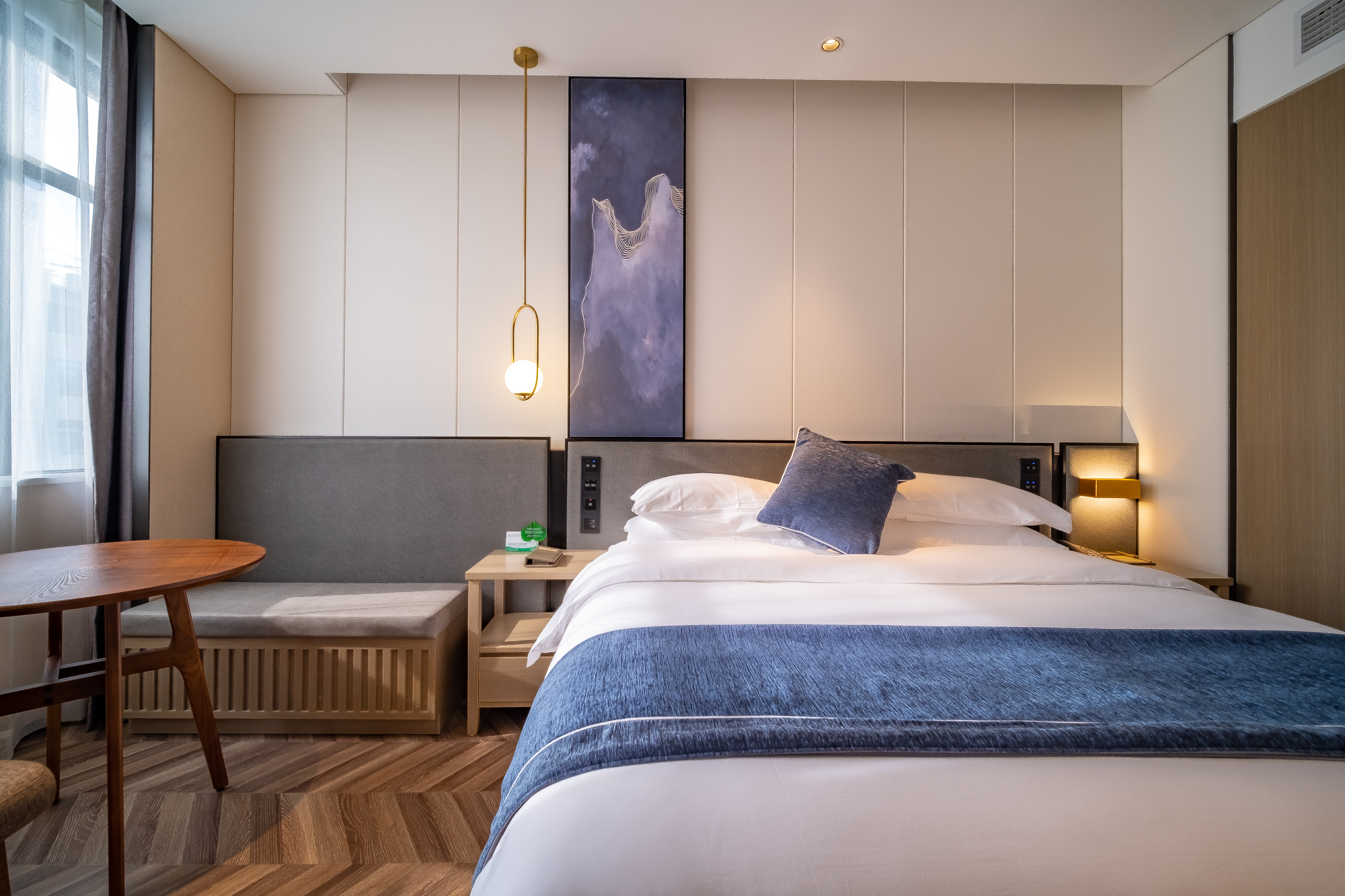 丽致城景大床房