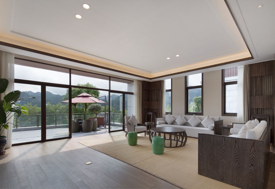 临溪尊享复式套房