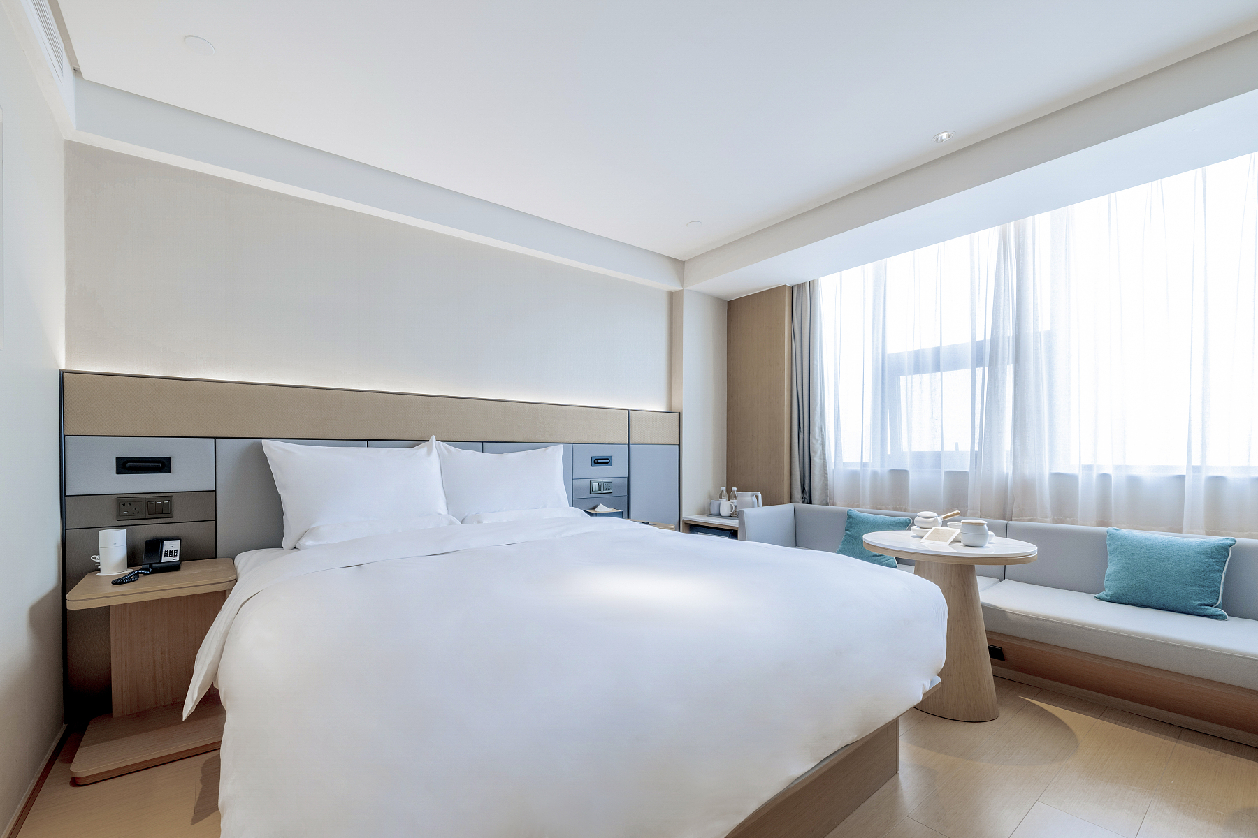 舒压高级大床房（可投屏65寸电视+冰箱+金可儿床垫）