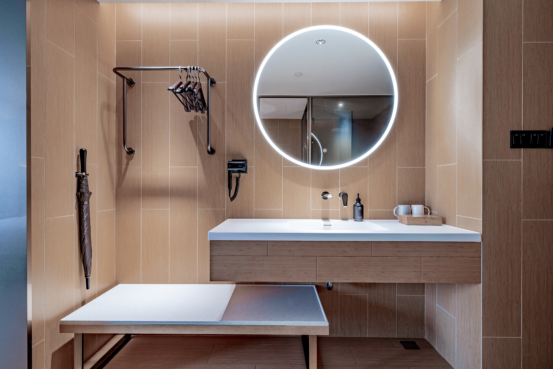 舒压双床房（可投屏65寸电视+冰箱+金可儿床垫）