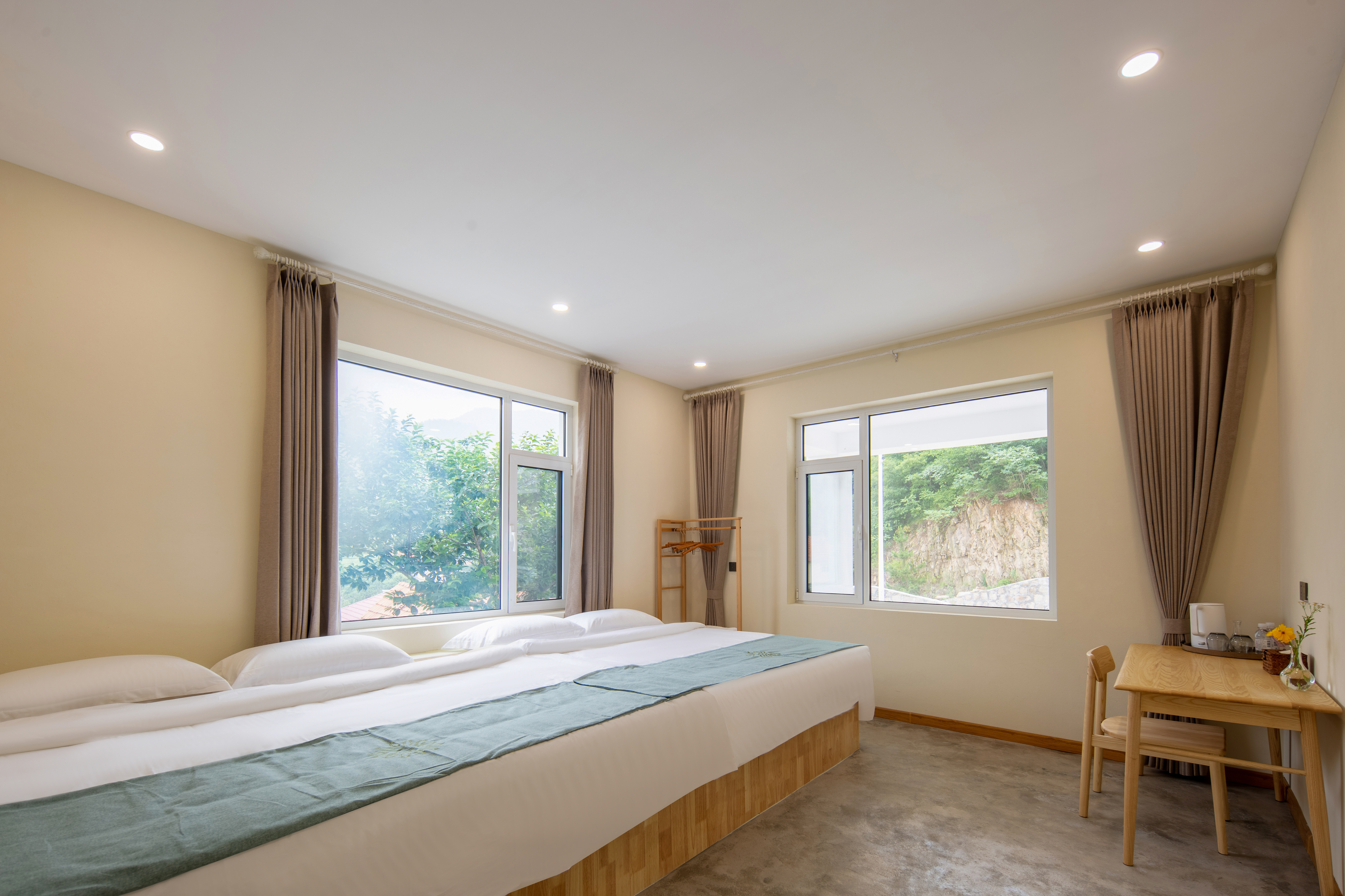 晚照·温馨大通铺·山景