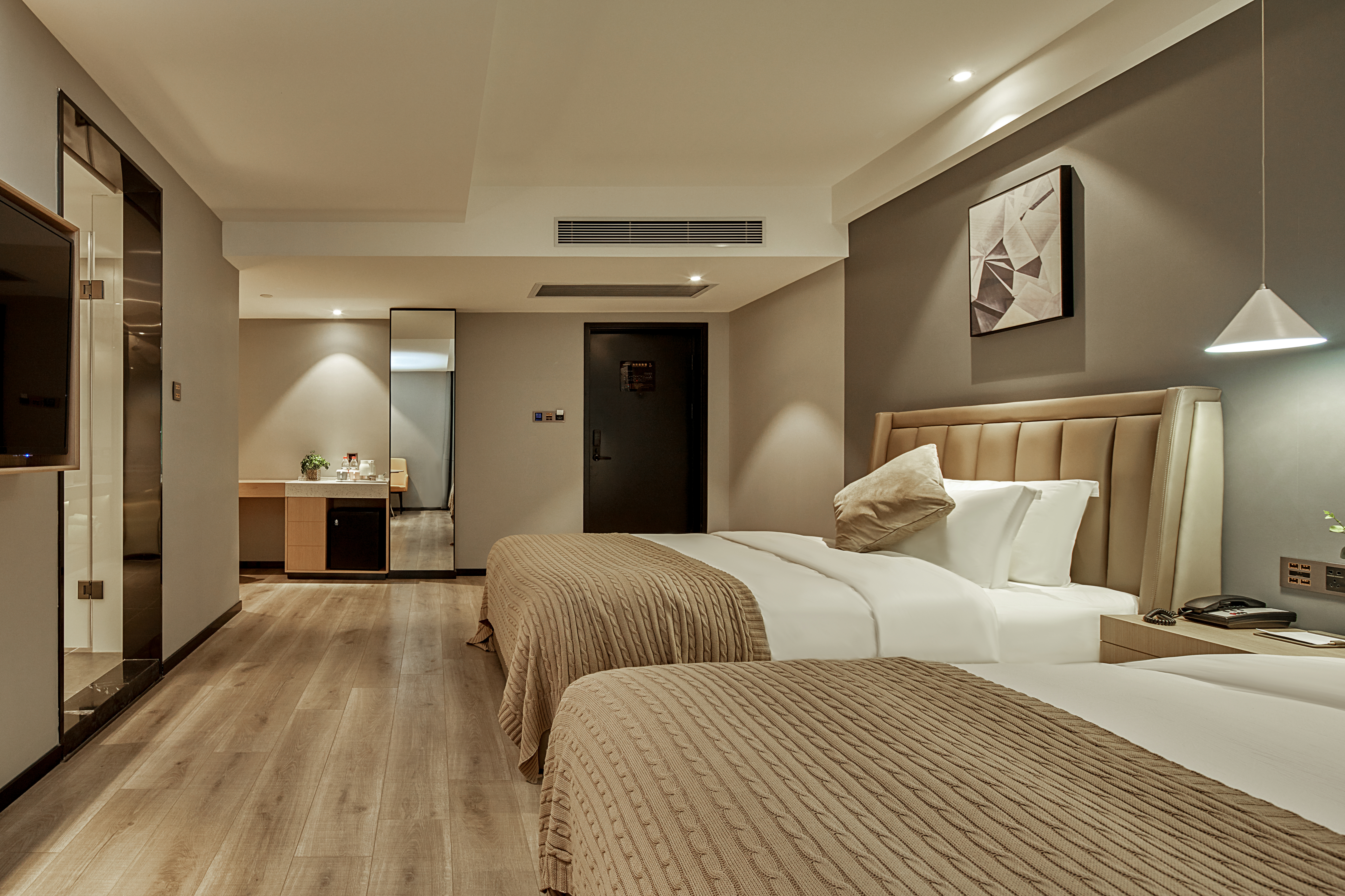 致雅双床房（超大衞浴化粧间+零压记忆床垫+智能客控）