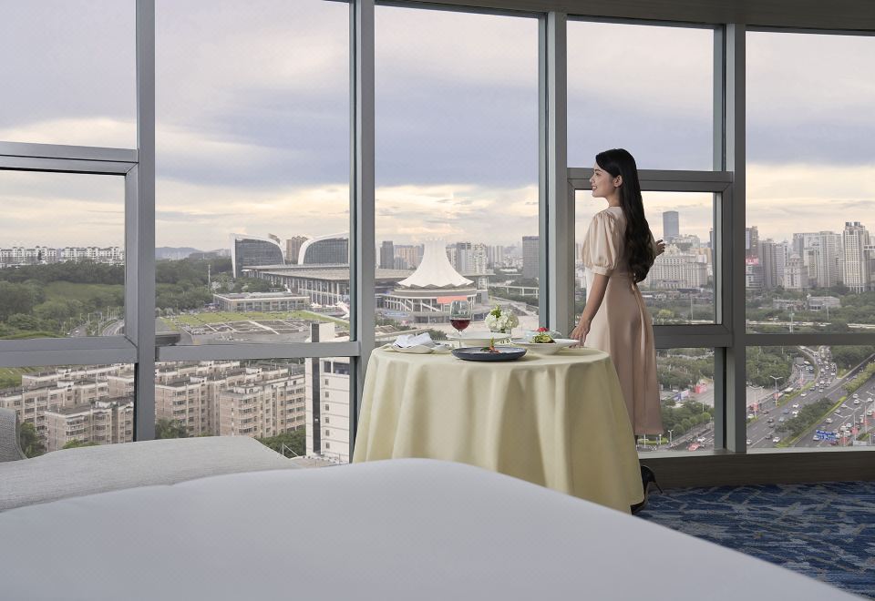 行政城景大床房