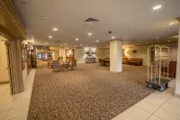 Piccadilly Inn Airport